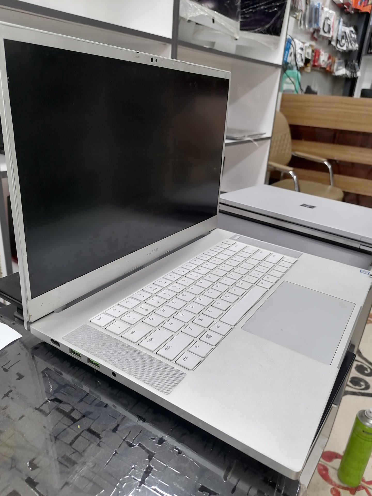 RAZER Blade