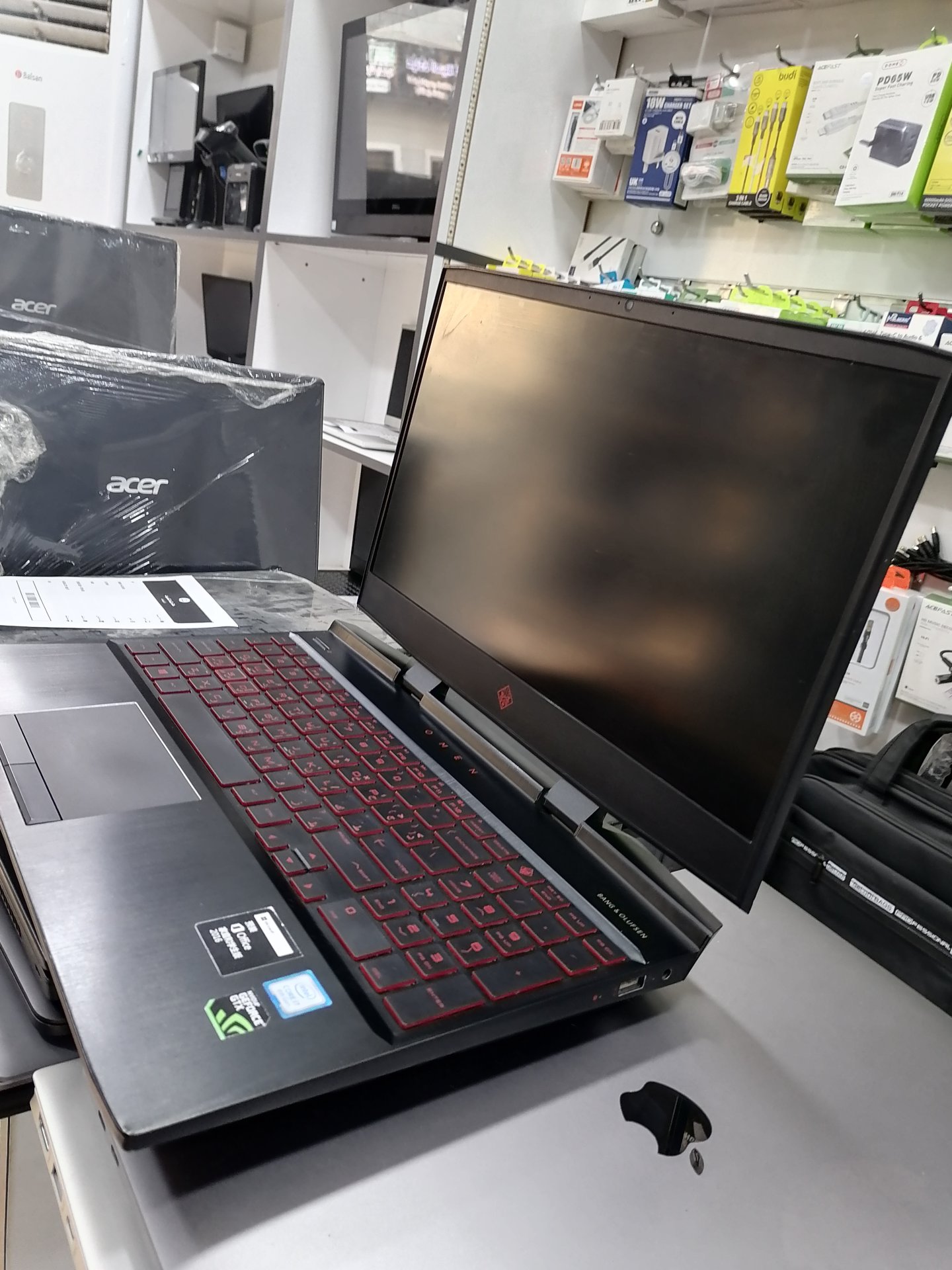 HP OMEN 15-DC0XX