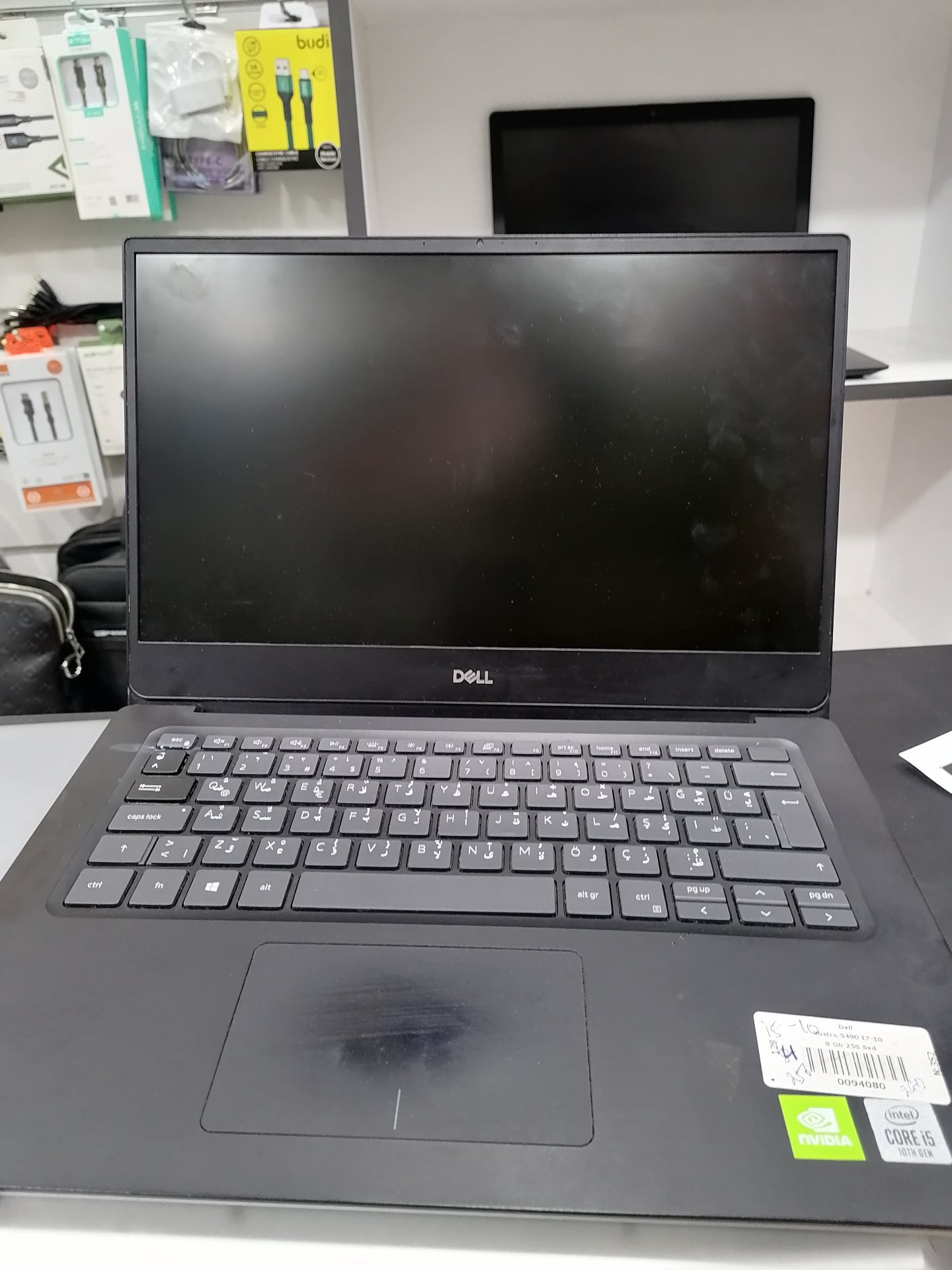 DELL Vostro 5490