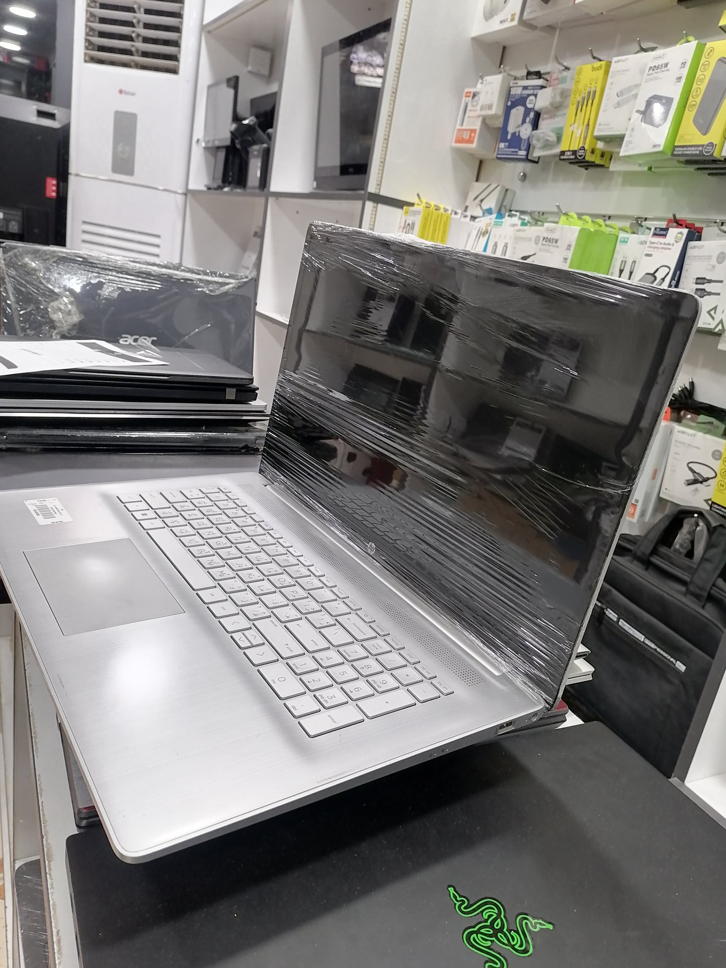 HP Laptop 17-cn0xxx
