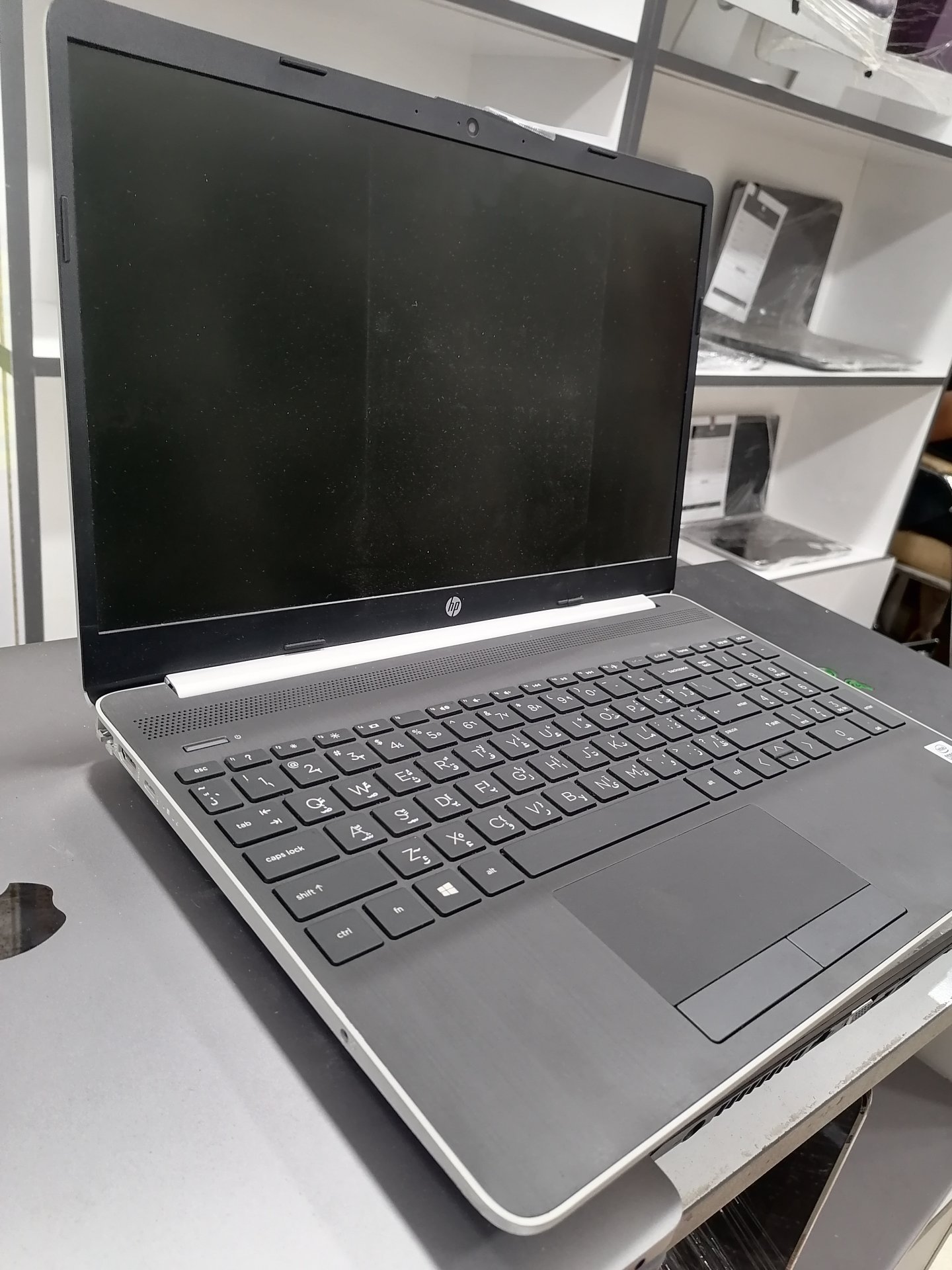 HP Laptop 15-dw1xxx