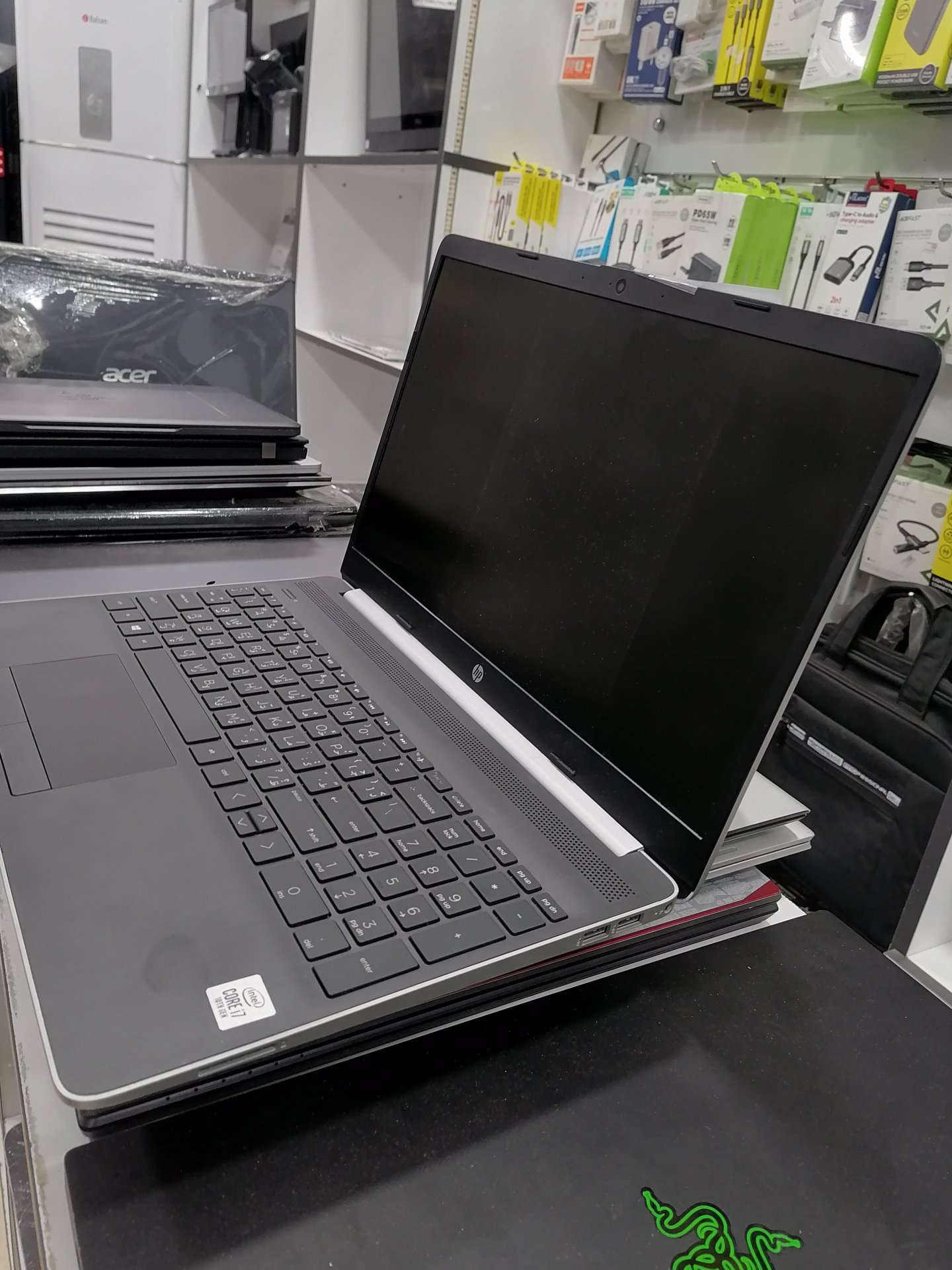 HP Laptop 15-dw1xxx