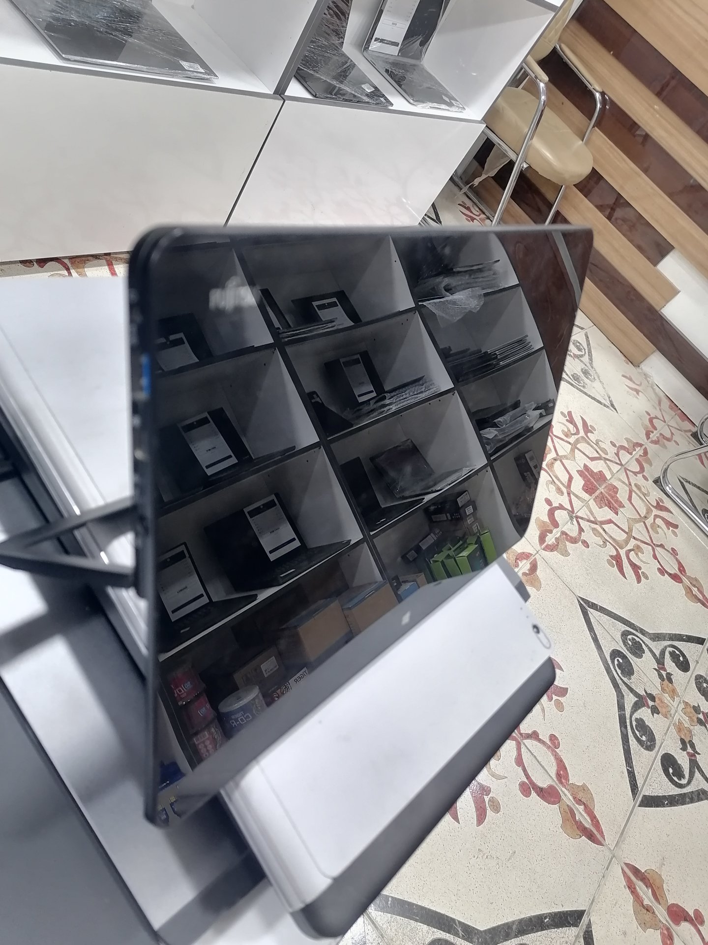Fujitsu R727
