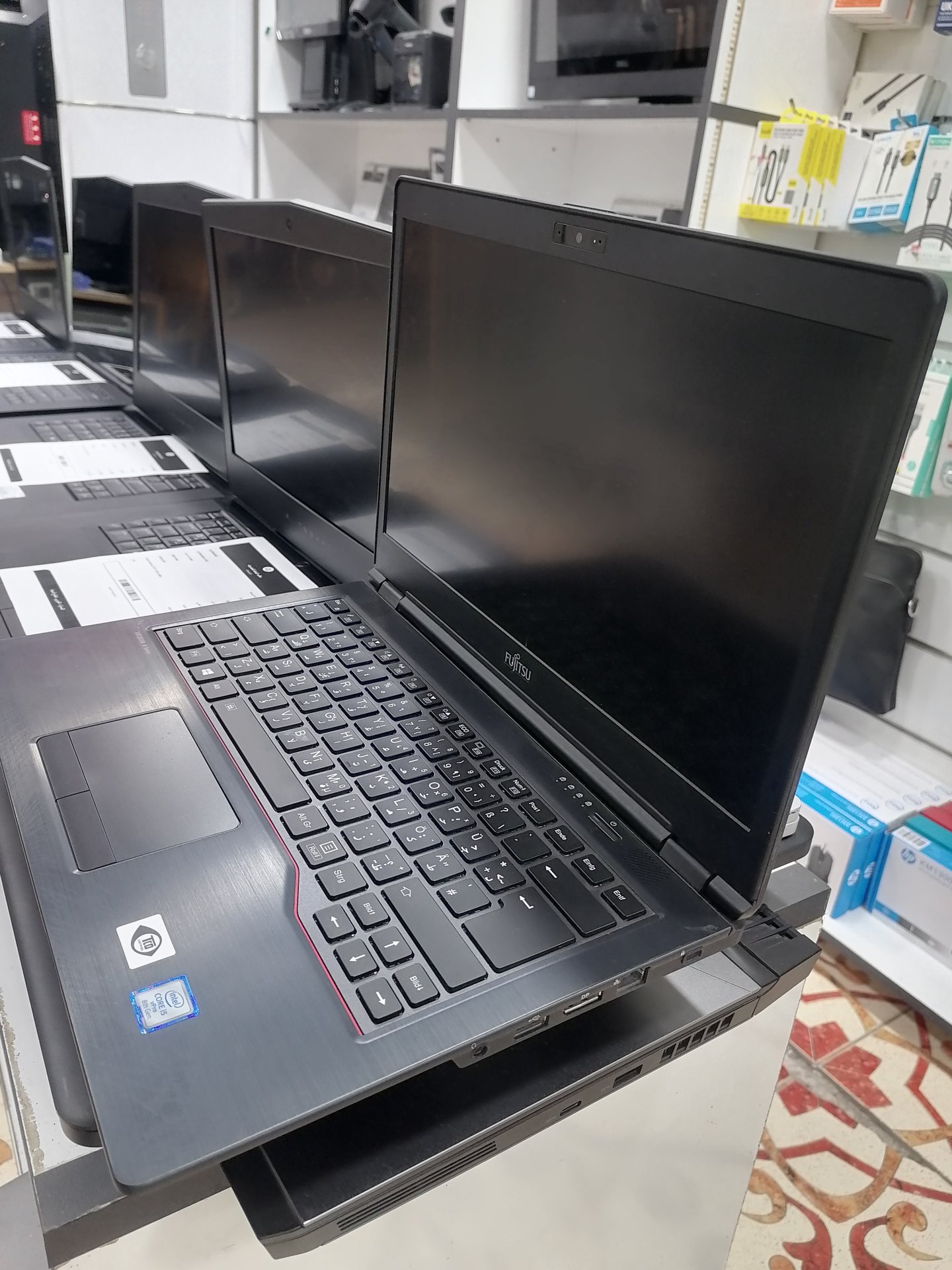 FUJITSU LIFEBOOK 