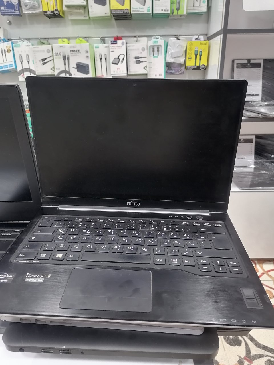 FUJITSU U772