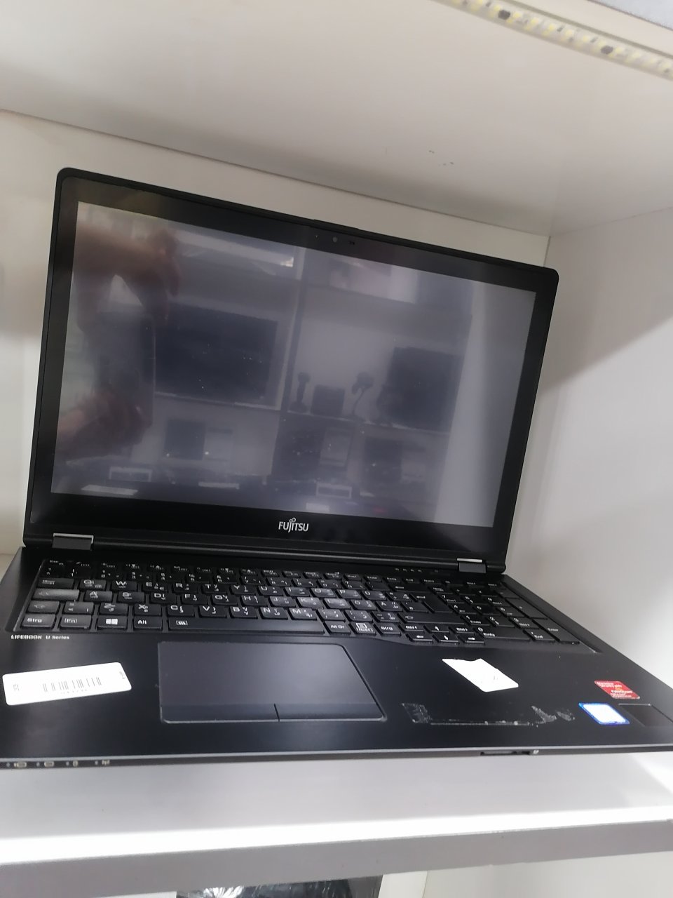 Fujitsu U757