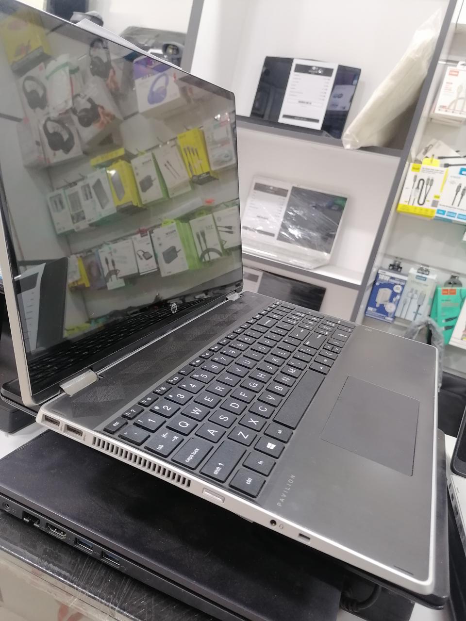 HP PAVILION X360