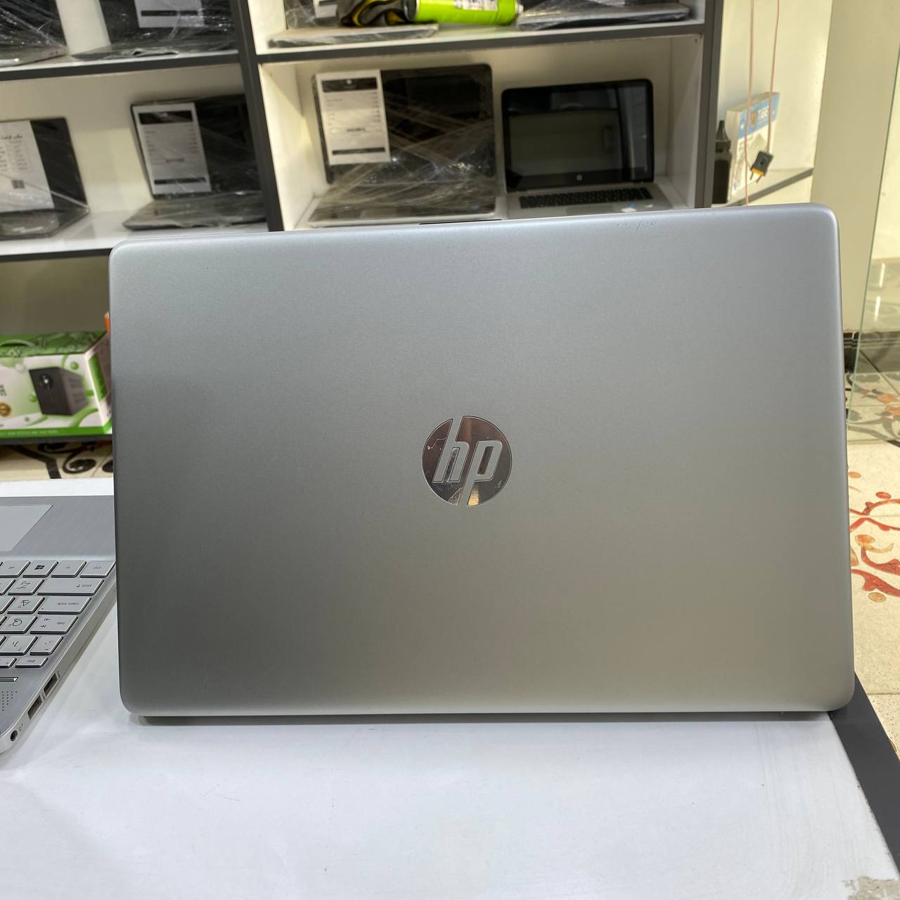 HP Laptop 15-dy1xxx