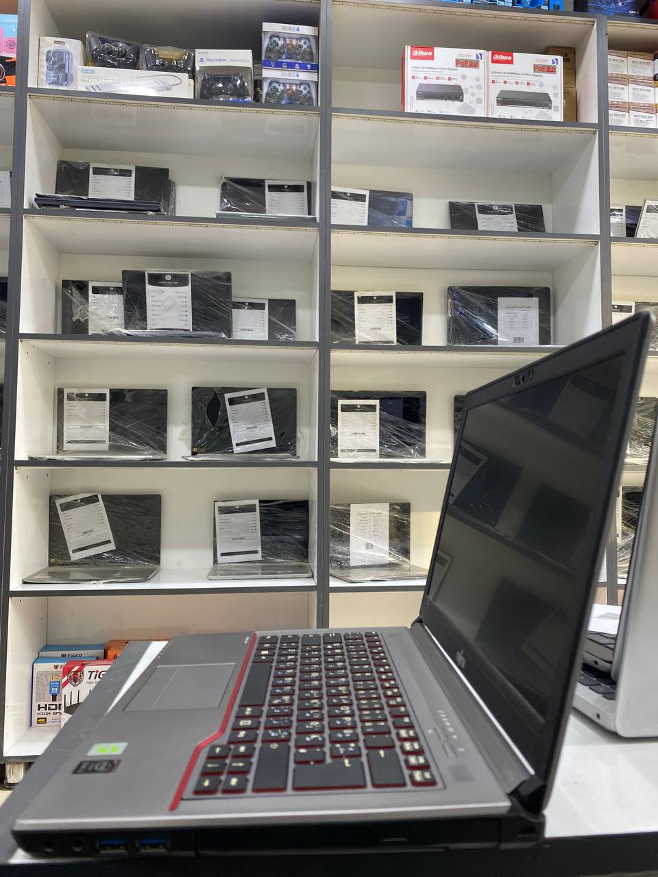 FUJITSU