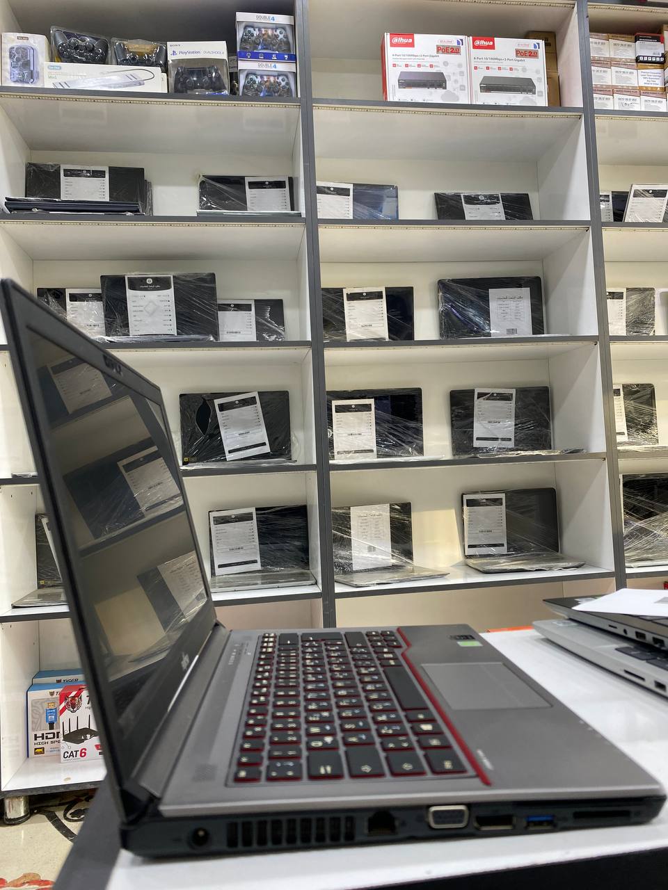 FUJITSU