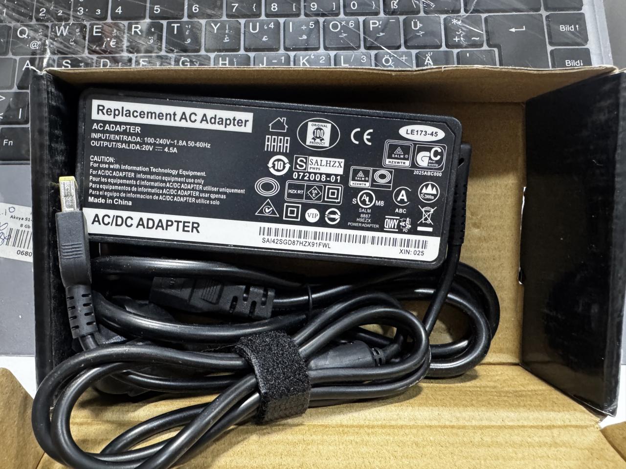 Ac Adapter Lenovo 20V 4.5 90w