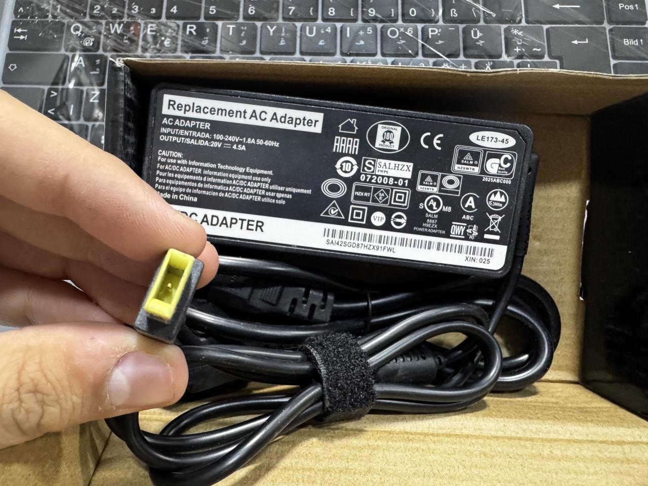 Ac Adapter Lenovo 20V 4.5 90w