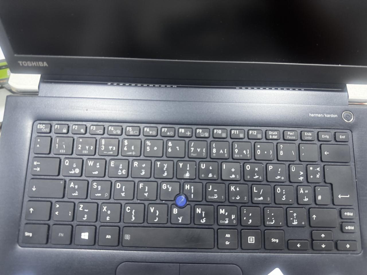 TOSHIBA X40-E