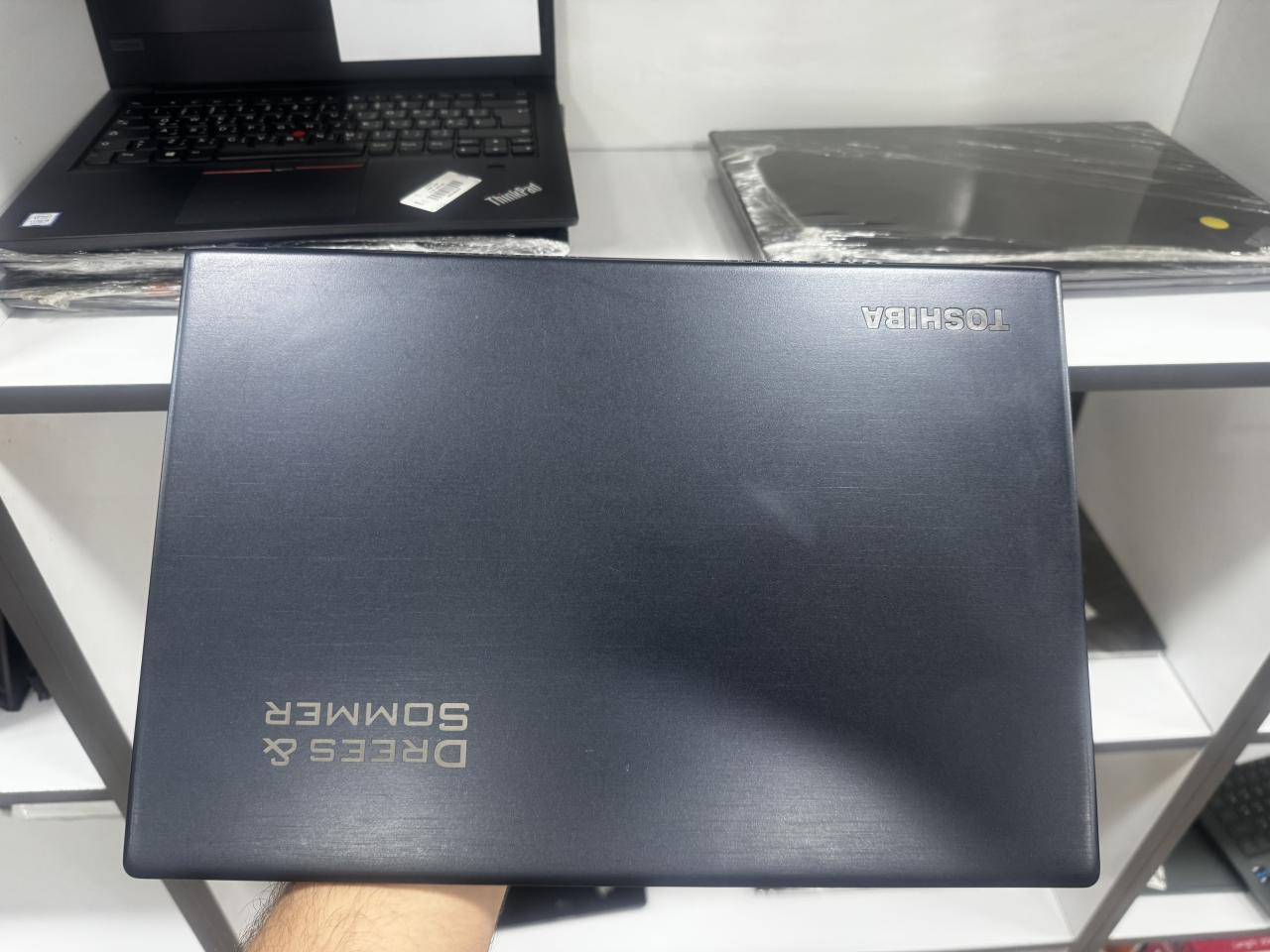 TOSHIBA X40-E