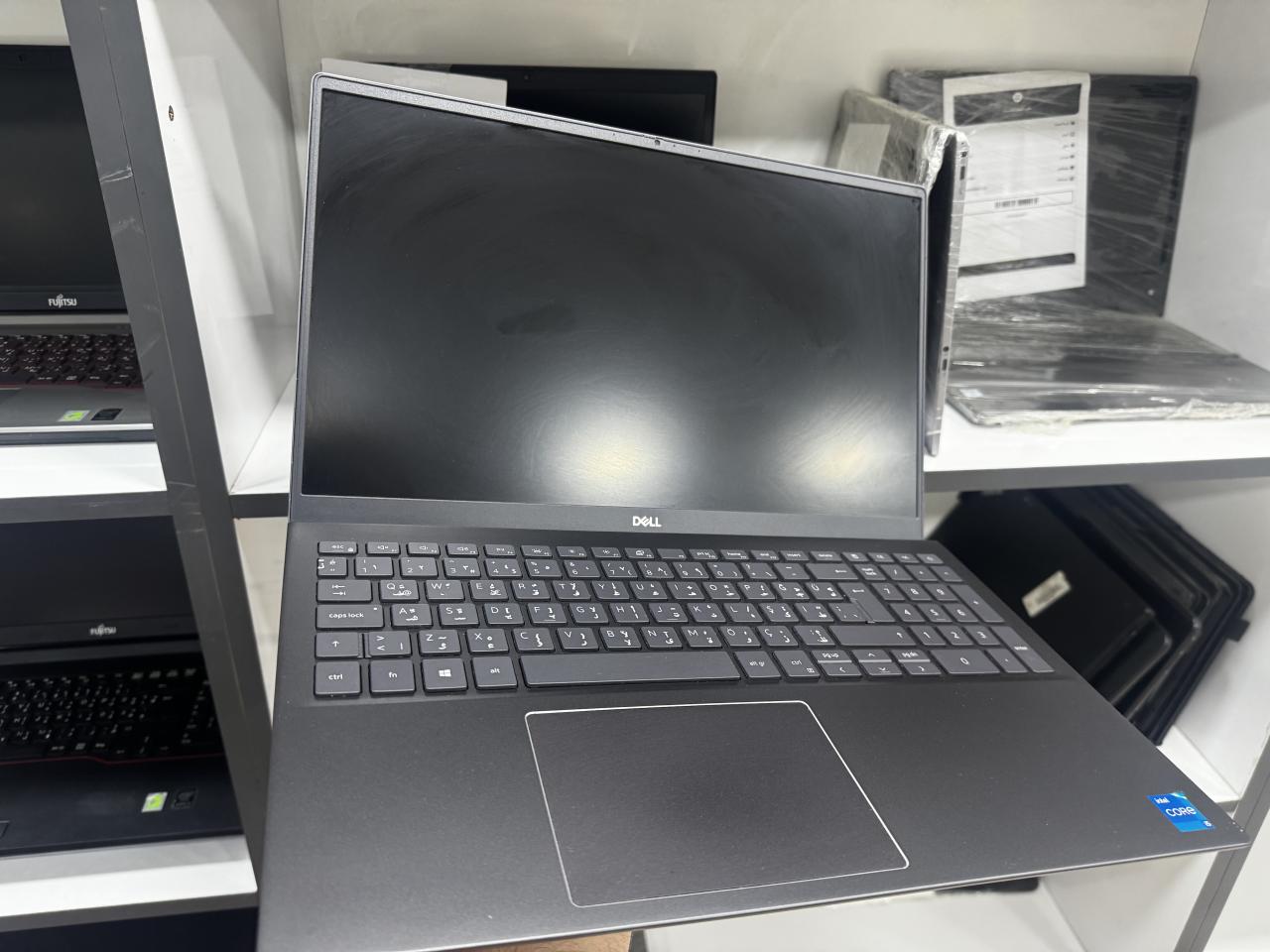 DELL Inspiron 5402