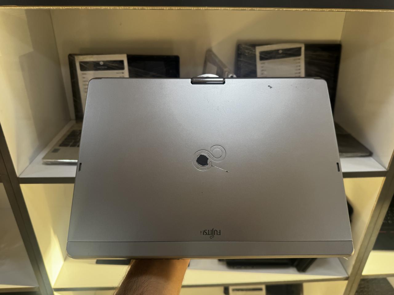 FUJITSU T902