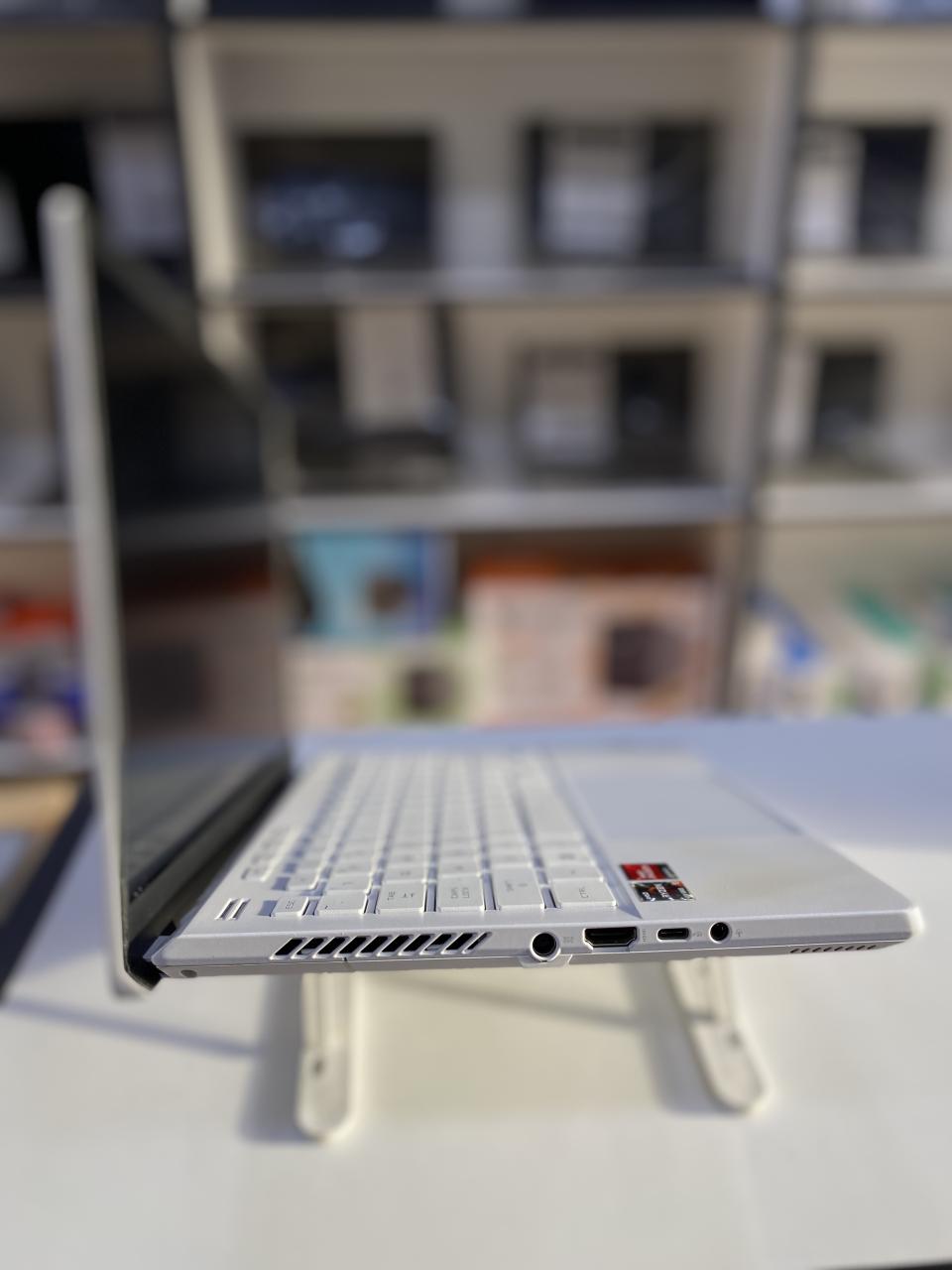 ASUS ROG ZEPHYRUS G14