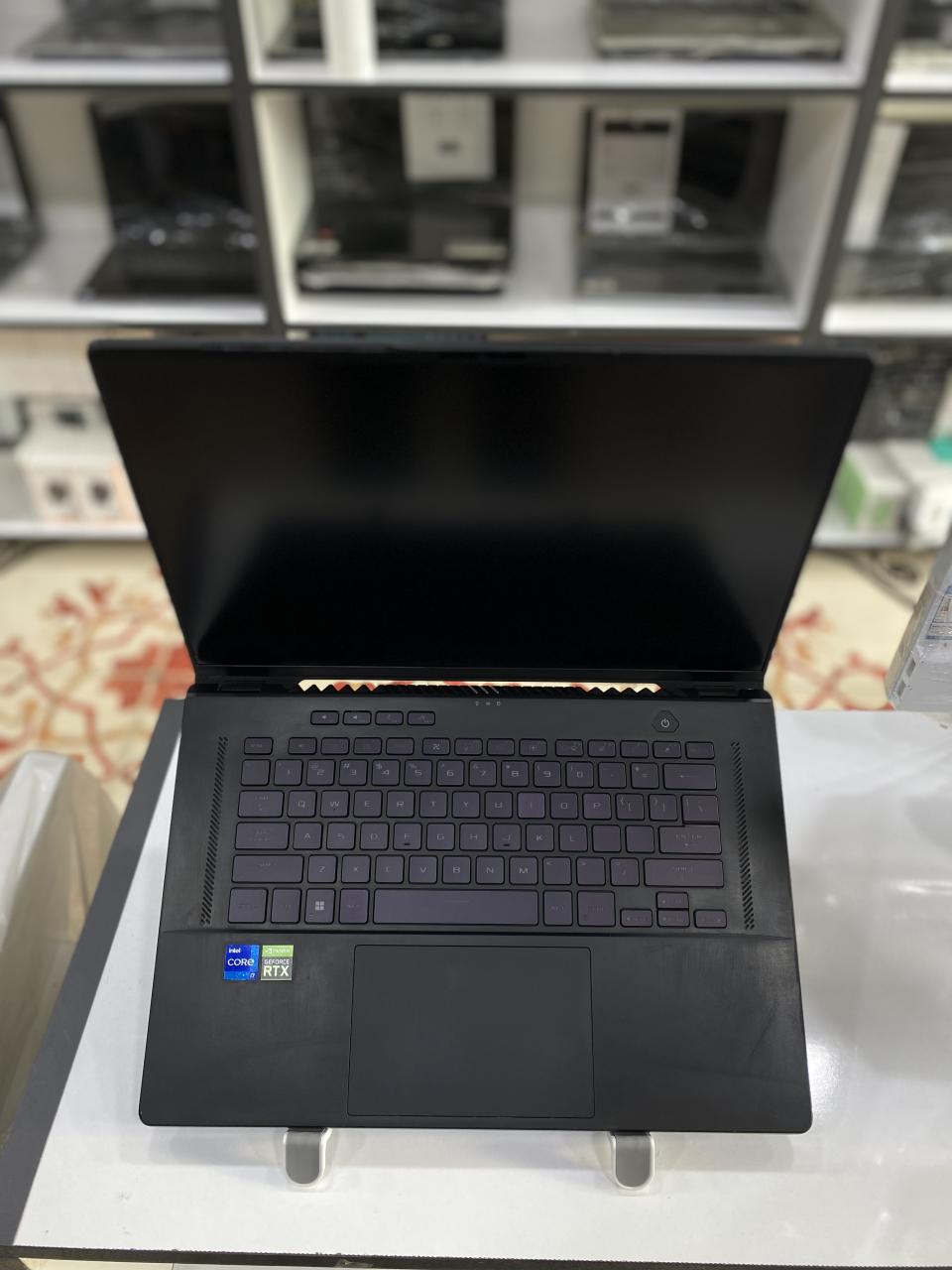 ASUS ROG ZEPHYRUS M16